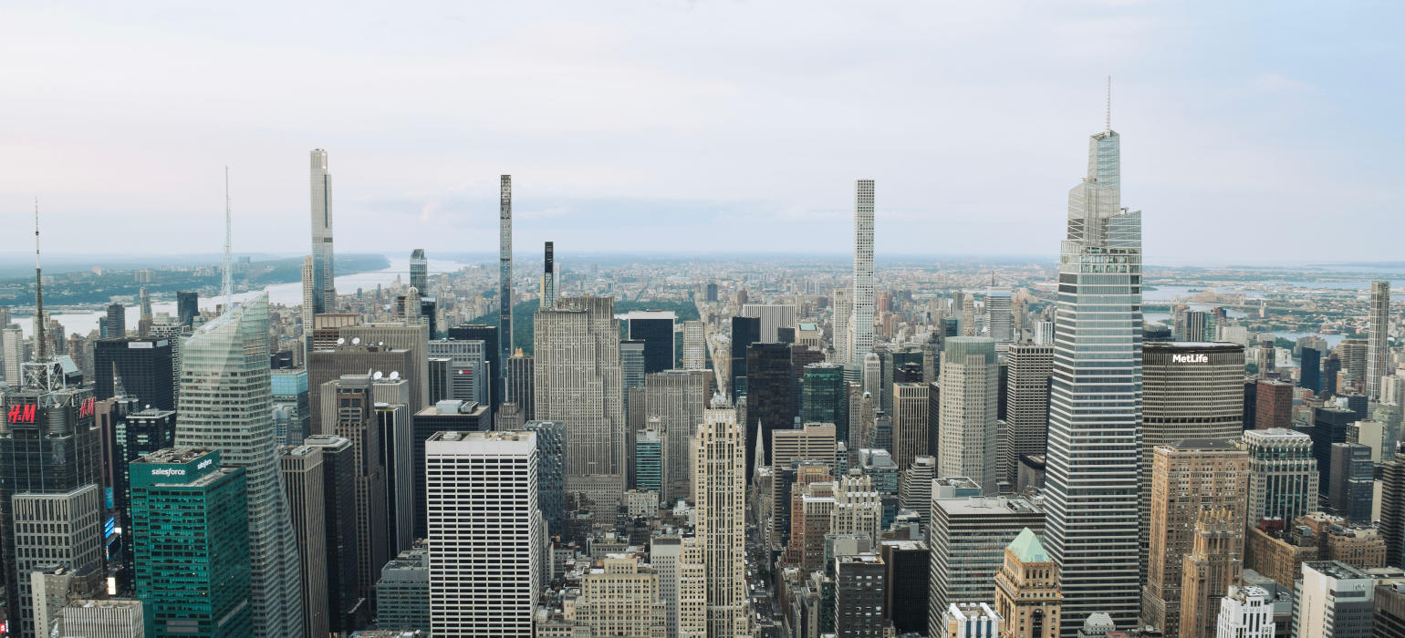 A view of Manhattan from the Empire State Building