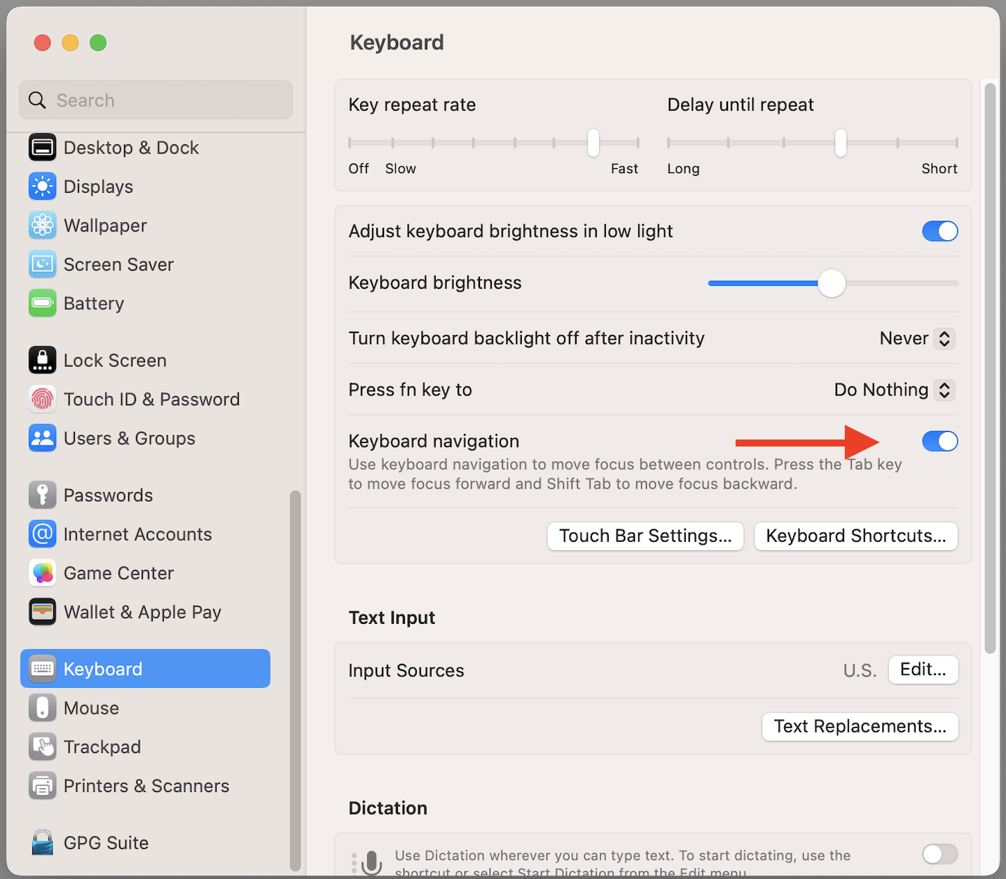 macOS 13.0 settings open to the keyboard tab, with a slider button reading “Keyboard navigation” highlighted.